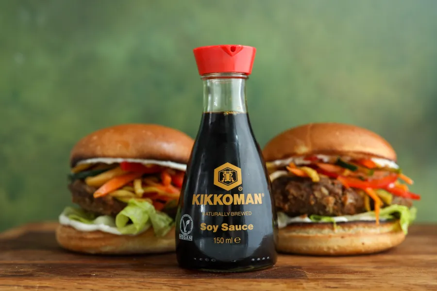 Kikkoman-Umami-Mushroom-Burger-3-min.jpg